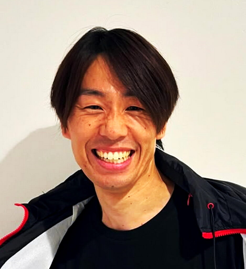 スーツアクター浅井宏輔 出典：インスタグラムより